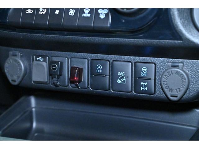 ハイラックス Z GRスポーツ 後期/リフトアップ/スマートトップSDR1シリーズ/XELF 17inchAW/オープンカントリーRTタイヤ/純正ディスプレイオーディオ/全周囲カメラ/フルセグ/ETC/パワーシート/LEDライト/(34枚目)