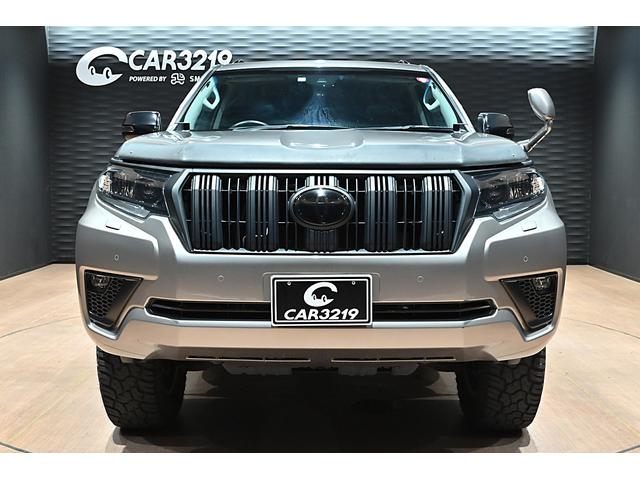 ランドクルーザープラド TX Lパッケージ マットブラックエディション 後期/ワンオーナー/リフトアップ/ジオランダーX-ATタイヤ/ブラックルーフレール/サンルーフ/黒革シート/ベンチレーション/社外ナビ/フルセグ/Bluetoothオーディオ/バックカメラ/Dミラー(3枚目)