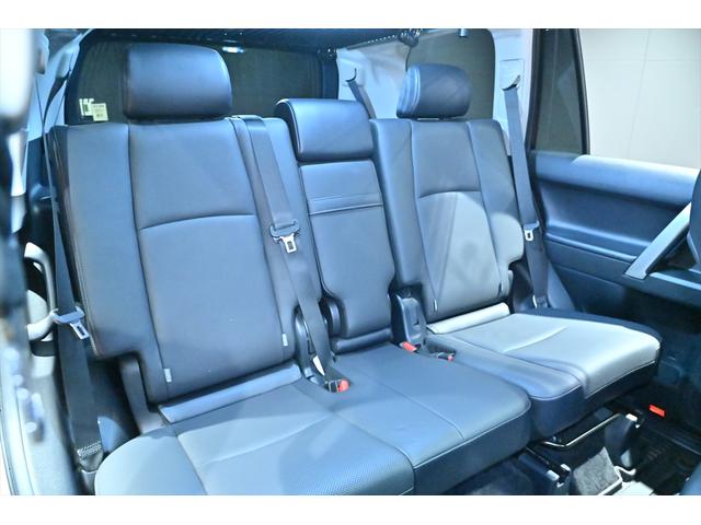 ランドクルーザープラド TX Lパッケージ マットブラックエディション 後期/ワンオーナー/リフトアップ/ジオランダーX-ATタイヤ/ブラックルーフレール/サンルーフ/黒革シート/ベンチレーション/社外ナビ/フルセグ/Bluetoothオーディオ/バックカメラ/Dミラー(24枚目)