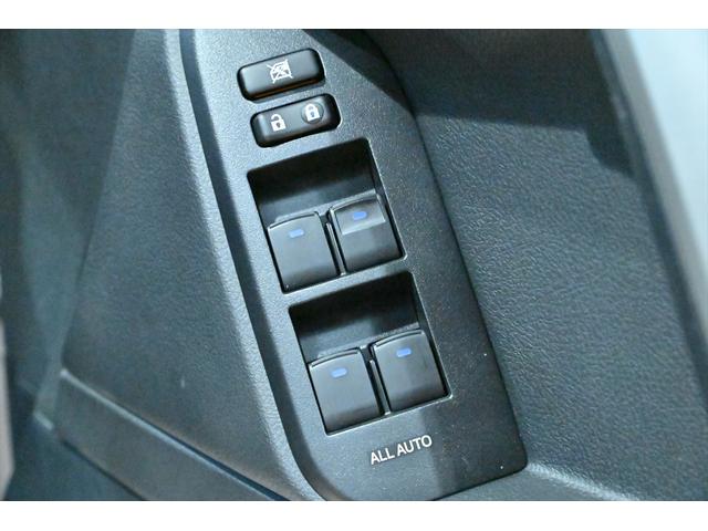 ランドクルーザープラド TX Lパッケージ マットブラックエディション 後期/ワンオーナー/リフトアップ/ジオランダーX-ATタイヤ/ブラックルーフレール/サンルーフ/黒革シート/ベンチレーション/社外ナビ/フルセグ/Bluetoothオーディオ/バックカメラ/Dミラー(32枚目)