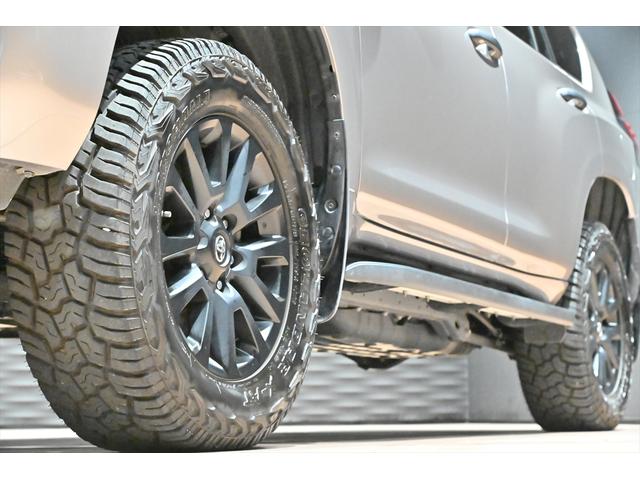 ランドクルーザープラド TX Lパッケージ マットブラックエディション 後期/ワンオーナー/リフトアップ/ジオランダーX-ATタイヤ/ブラックルーフレール/サンルーフ/黒革シート/ベンチレーション/社外ナビ/フルセグ/Bluetoothオーディオ/バックカメラ/Dミラー(62枚目)