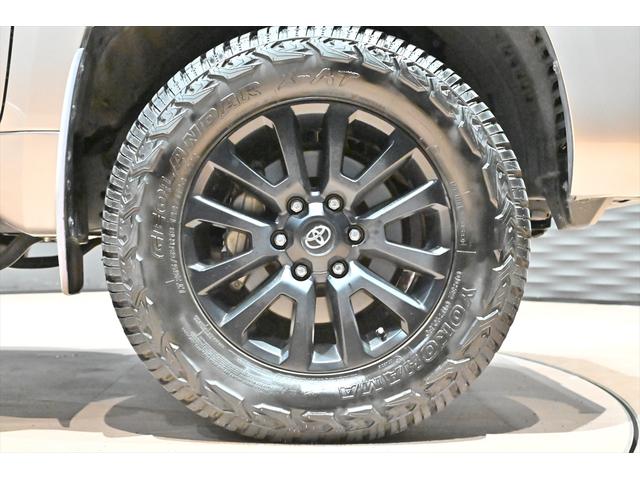 ランドクルーザープラド TX Lパッケージ マットブラックエディション 後期/ワンオーナー/リフトアップ/ジオランダーX-ATタイヤ/ブラックルーフレール/サンルーフ/黒革シート/ベンチレーション/社外ナビ/フルセグ/Bluetoothオーディオ/バックカメラ/Dミラー(63枚目)