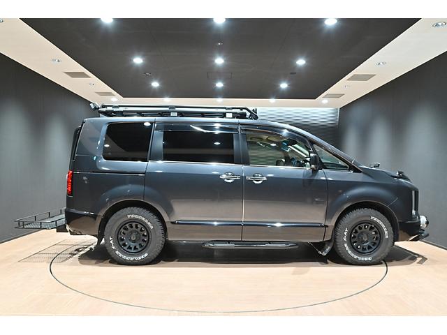 デリカD:5 P ブラックアウト/DF16インチAW/ジオランダ-X-AT/クラリオンナビ/後席モニタ-/全方位カメラ/地デジ/ETC/DMDヒッチ/ヒッチカ-ゴ/リアラダ-/バスタ-ズル-フラック/サイドタ-プ/(6枚目)