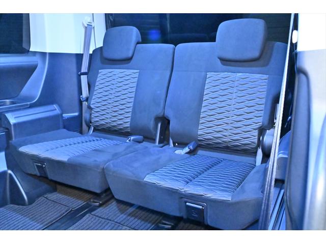 デリカＤ：５ Ｐ　ブラックアウト／ＭＫＷ１６ＡＷ／ＢＦグットリッチＫＯ２ＡＴタイヤ／Ｆバンパーガード／バスターズキャリア／ルーフラック／ＡＬＰＩＮＥ１１型ナビ／全方位カメラ／フルセグＴＶ／Ｂｌｕｅｔｏｏｔｈオーディオ（22枚目）