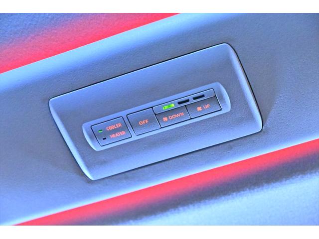 デリカＤ：５ Ｐ　ブラックアウト／ＭＫＷ１６ＡＷ／ＢＦグットリッチＫＯ２ＡＴタイヤ／Ｆバンパーガード／バスターズキャリア／ルーフラック／ＡＬＰＩＮＥ１１型ナビ／全方位カメラ／フルセグＴＶ／Ｂｌｕｅｔｏｏｔｈオーディオ（35枚目）