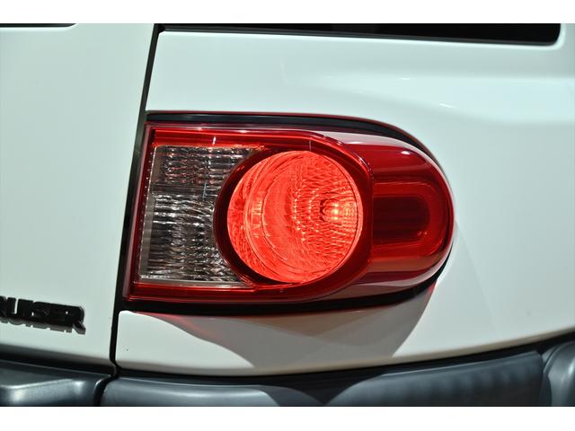 FJクルーザー ブラックアウト/新品YOKOHAMAジオランダーG003 MT/純正17インチ鉄ホイール/クルーズコントロール/バックカメラ/社外ナビ/フルセグTV/コーナーセンサー/ETC2.0/トランスファー切替(47枚目)