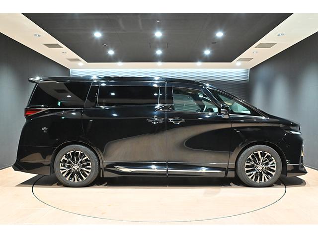 ヴェルファイアハイブリッド Ｚ　プレミア　ワンオーナー／黒革／モデリスタエアロ／シグネチャーイルミブレード／ユニバーサルステップ／デジタルインナーミラー／トヨタチームメイト／純正コネクテッドナビ／カープレイ／シートベンチレーション／ＥＴＣ（6枚目）