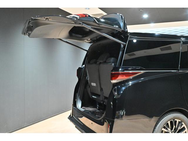 ヴェルファイアハイブリッド Ｚ　プレミア　ワンオーナー／黒革／モデリスタエアロ／シグネチャーイルミブレード／ユニバーサルステップ／デジタルインナーミラー／トヨタチームメイト／純正コネクテッドナビ／カープレイ／シートベンチレーション／ＥＴＣ（64枚目）