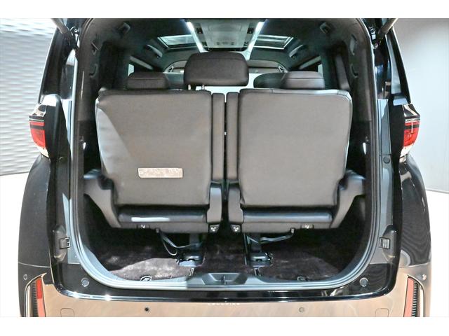 ヴェルファイアハイブリッド Ｚ　プレミア　ワンオーナー／黒革／モデリスタエアロ／シグネチャーイルミブレード／ユニバーサルステップ／デジタルインナーミラー／トヨタチームメイト／純正コネクテッドナビ／カープレイ／シートベンチレーション／ＥＴＣ（65枚目）