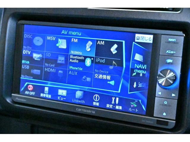 ランドクルーザー７０ バン　再販モデル／ＢＦグッドリッジＡＴタイヤ／ＪＡＯＳリアラダー／サイドステップ／ガナドールマフラー／オールドマンエミューステアリングダンパー／ＲＥＣＡＲＯセミバケットシート／ＲＥＡＬウッドステアリング（14枚目）