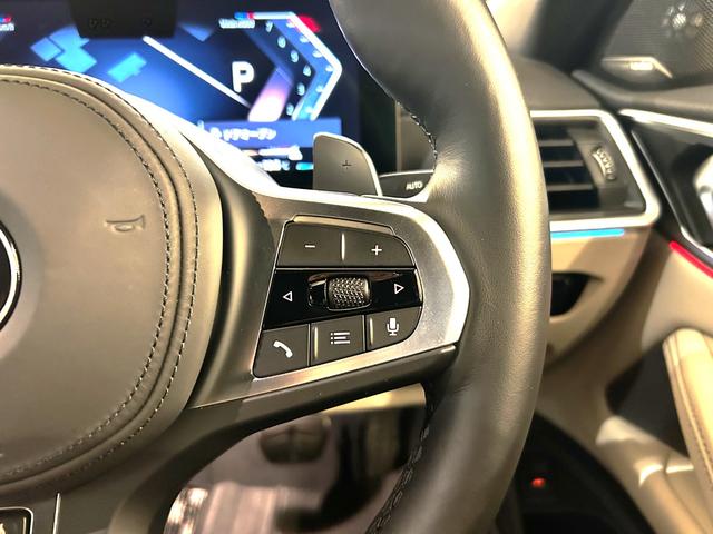 4シリーズ 420iカブリオレ Mスポーツ ワンオーナー/白革/コンフォートPKG/サウンドPKG/エアカラー/ハーマンカードンサウンド/純正18インチAW/HDDナビ/全方位カメラ/フルセグ/Bluetooth/カープレイ/ETC/ドラレコ/(25枚目)