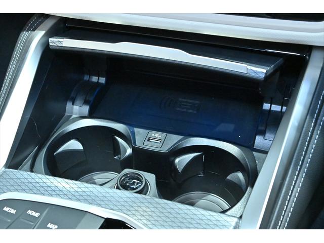 4シリーズ 420iカブリオレ Mスポーツ ワンオーナー/白革/コンフォートPKG/サウンドPKG/エアカラー/ハーマンカードンサウンド/純正18インチAW/HDDナビ/全方位カメラ/フルセグ/Bluetooth/カープレイ/ETC/ドラレコ/(33枚目)