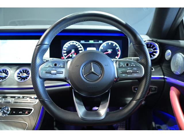 Eクラス E200 クーペ スポーツ パノラマスライディングル-フ/赤・黒革シ-ト/シ-トヒ-タ-/アンビエント/ブルメスタ/純正ナビ/フルセグ/全方位カメラ/ヘッドアップディスプレイ/BSM/レザーPKG/エアバランスPKG/ETC/(24枚目)