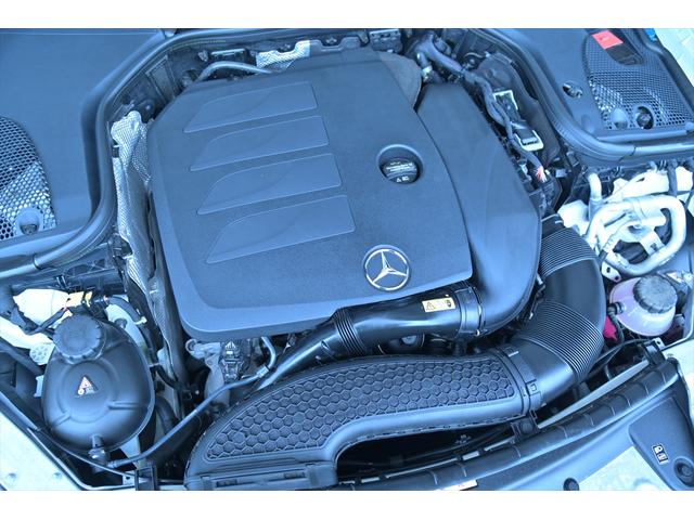 Eクラス E200 クーペ スポーツ パノラマスライディングル-フ/赤・黒革シ-ト/シ-トヒ-タ-/アンビエント/ブルメスタ/純正ナビ/フルセグ/全方位カメラ/ヘッドアップディスプレイ/BSM/レザーPKG/エアバランスPKG/ETC/(74枚目)