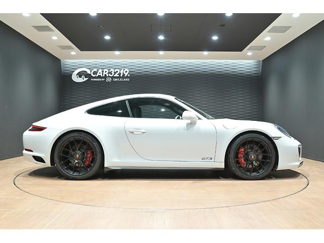 911 911カレラGTS ワンオ-ナ-/スポ-ツクロノPKG/スポ-ツエキゾ-スト/新品ミシュラン【パイロットスポーツ4S】タイヤ/レ-ンチェンジアシスト/パークアシスト/マルチファンクションステアリング/BSM/純正ナビ/(6枚目)