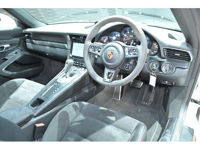 911 911カレラGTS ワンオ-ナ-/スポ-ツクロノPKG/スポ-ツエキゾ-スト/新品ミシュラン【パイロットスポーツ4S】タイヤ/レ-ンチェンジアシスト/パークアシスト/マルチファンクションステアリング/BSM/純正ナビ/(11枚目)