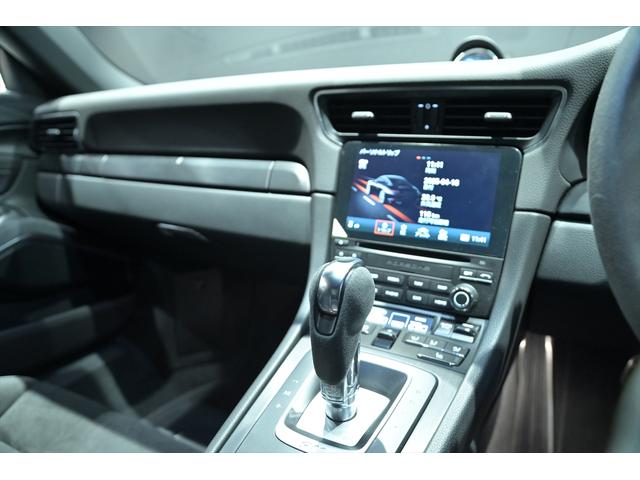911 911カレラGTS ワンオ-ナ-/スポ-ツクロノPKG/スポ-ツエキゾ-スト/新品ミシュラン【パイロットスポーツ4S】タイヤ/レ-ンチェンジアシスト/パークアシスト/マルチファンクションステアリング/BSM/純正ナビ/(13枚目)