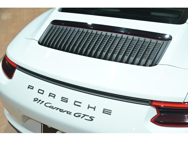 911 911カレラGTS ワンオ-ナ-/スポ-ツクロノPKG/スポ-ツエキゾ-スト/新品ミシュラン【パイロットスポーツ4S】タイヤ/レ-ンチェンジアシスト/パークアシスト/マルチファンクションステアリング/BSM/純正ナビ/(55枚目)