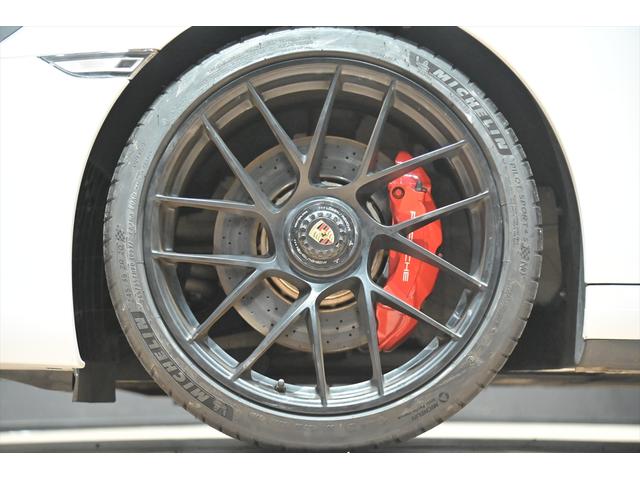 911 911カレラGTS ワンオ-ナ-/スポ-ツクロノPKG/スポ-ツエキゾ-スト/新品ミシュラン【パイロットスポーツ4S】タイヤ/レ-ンチェンジアシスト/パークアシスト/マルチファンクションステアリング/BSM/純正ナビ/(64枚目)