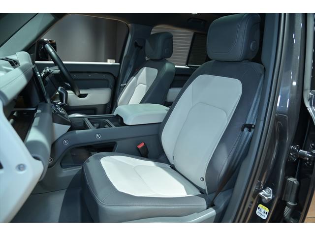 ディフェンダー 110X-ダイナミックHSE D300 ワンオ-ナ-/パノラマスライディングル-フ/黒・白革シート/シートヒータークーラー/MERIDIANサウンド/新品BFグットリッチKO2タイヤ/純正エアサス/純正ナビ/Bluetooth/全方位カメラ(21枚目)