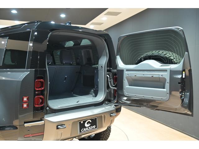 ディフェンダー 110X-ダイナミックHSE D300 ワンオ-ナ-/パノラマスライディングル-フ/黒・白革シート/シートヒータークーラー/MERIDIANサウンド/新品BFグットリッチKO2タイヤ/純正エアサス/純正ナビ/Bluetooth/全方位カメラ(55枚目)