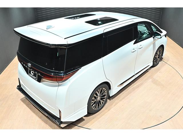 ヴェルファイアハイブリッド Ｚ　プレミア　黒革／モデリスタエアロ（Ｆ・Ｓ・Ｒ）／モデリスタマフラー／シグネチャーイルミブレード／イルミルーフスポイラー／サイドエンブレムイルミ／ピラーライト／ディスプレイオーディオ／リアモニター／ＥＴＣ／全方位（8枚目）