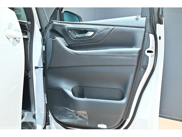 ヴェルファイアハイブリッド Ｚ　プレミア　黒革／モデリスタエアロ（Ｆ・Ｓ・Ｒ）／モデリスタマフラー／シグネチャーイルミブレード／イルミルーフスポイラー／サイドエンブレムイルミ／ピラーライト／ディスプレイオーディオ／リアモニター／ＥＴＣ／全方位（25枚目）