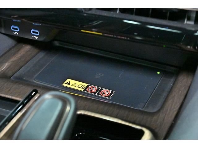 ヴェルファイアハイブリッド Ｚ　プレミア　黒革／モデリスタエアロ（Ｆ・Ｓ・Ｒ）／モデリスタマフラー／シグネチャーイルミブレード／イルミルーフスポイラー／サイドエンブレムイルミ／ピラーライト／ディスプレイオーディオ／リアモニター／ＥＴＣ／全方位（36枚目）