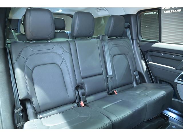 ディフェンダー 130SE D300 ワンオーナー/ブラックアウト/新品ジオランダーX-ATタイヤ/スライディングサンル-フ/メリディアンサウンド/純正エアサス/黒革シート/ブラインドスポット/サイドステップ/純正ナビ/全方位カメラ(23枚目)