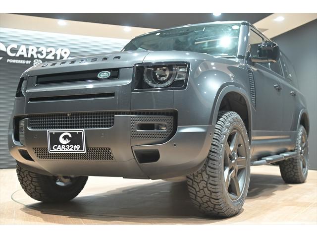 ディフェンダー 130SE D300 ワンオーナー/ブラックアウト/新品ジオランダーX-ATタイヤ/スライディングサンル-フ/メリディアンサウンド/純正エアサス/黒革シート/ブラインドスポット/サイドステップ/純正ナビ/全方位カメラ(45枚目)