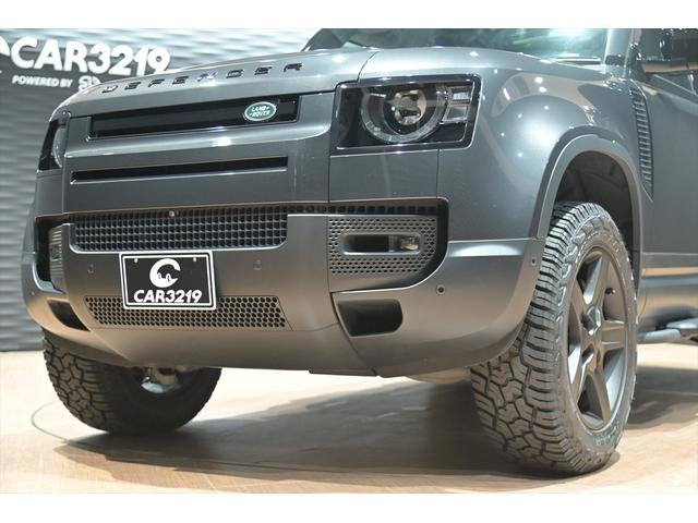 ディフェンダー 130SE D300 ワンオーナー/ブラックアウト/新品ジオランダーX-ATタイヤ/スライディングサンル-フ/メリディアンサウンド/純正エアサス/黒革シート/ブラインドスポット/サイドステップ/純正ナビ/全方位カメラ(46枚目)