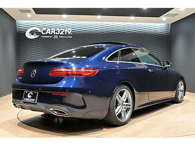 Eクラス E200 クーペ スポーツ ブルメスター/白革/純正AMG19インチAW/スライディングガラスルーフ/アンビエントライト/BSM/フルセグ/HDDナビ/全方位カメラ/ETC/ドライブレコーダー/クルコン/パフュームアトマイザー(2枚目)