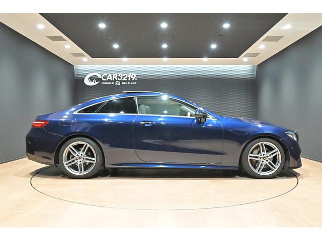 Eクラス E200 クーペ スポーツ ブルメスター/白革/純正AMG19インチAW/スライディングガラスルーフ/アンビエントライト/BSM/フルセグ/HDDナビ/全方位カメラ/ETC/ドライブレコーダー/クルコン/パフュームアトマイザー(6枚目)