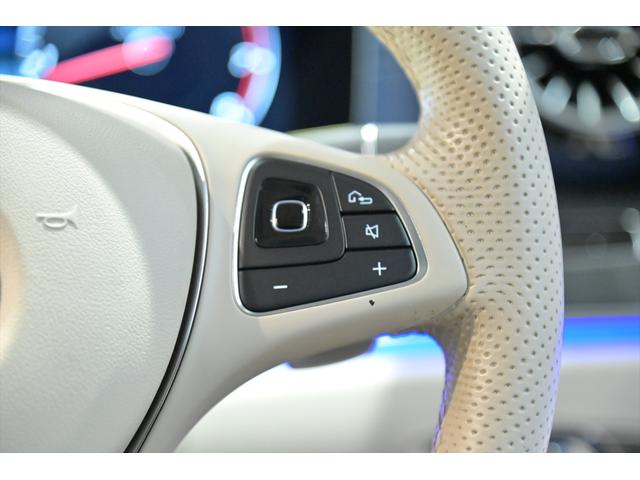 Eクラス E200 クーペ スポーツ ブルメスター/白革/純正AMG19インチAW/スライディングガラスルーフ/アンビエントライト/BSM/フルセグ/HDDナビ/全方位カメラ/ETC/ドライブレコーダー/クルコン/パフュームアトマイザー(26枚目)