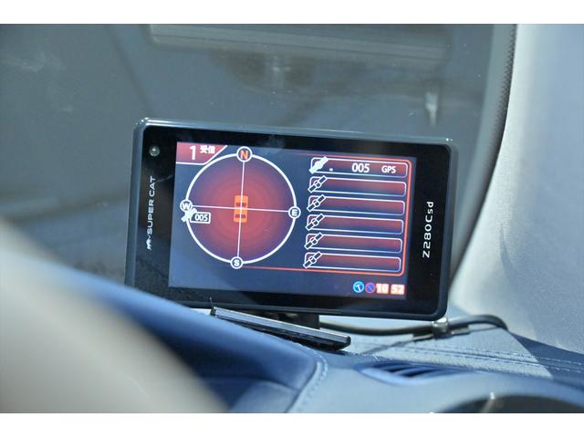 Eクラス E200 クーペ スポーツ ブルメスター/白革/純正AMG19インチAW/スライディングガラスルーフ/アンビエントライト/BSM/フルセグ/HDDナビ/全方位カメラ/ETC/ドライブレコーダー/クルコン/パフュームアトマイザー(37枚目)