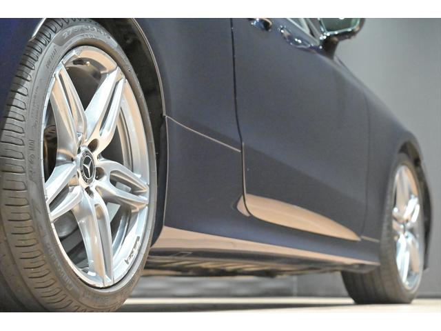 Eクラス E200 クーペ スポーツ ブルメスター/白革/純正AMG19インチAW/スライディングガラスルーフ/アンビエントライト/BSM/フルセグ/HDDナビ/全方位カメラ/ETC/ドライブレコーダー/クルコン/パフュームアトマイザー(64枚目)