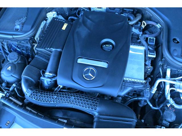 Eクラス E200 クーペ スポーツ ブルメスター/白革/純正AMG19インチAW/スライディングガラスルーフ/アンビエントライト/BSM/フルセグ/HDDナビ/全方位カメラ/ETC/ドライブレコーダー/クルコン/パフュームアトマイザー(66枚目)