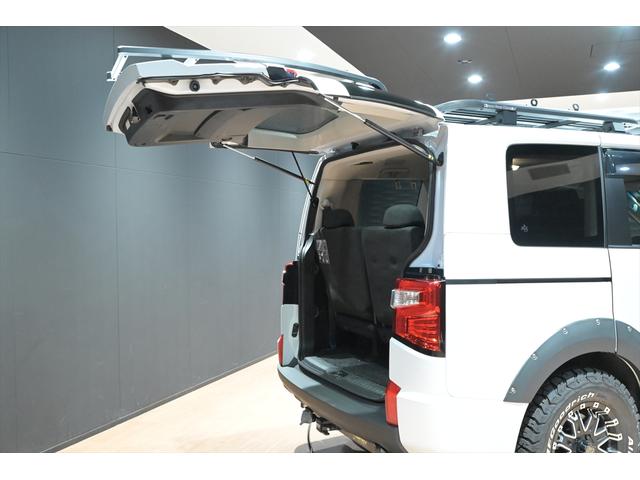 デリカＤ：５ Ｐ　ブラックアウト／ワンオ－ナ－／新品ＡＷ／新品ＢＦＧ　ＡＴ／バンパーガード／リアラダー／ルーフキャリア／ＢＩＧ－Ｘナビ／社外グリル／ＢＳＭ／ＥＴＣ２．０／シートヒーター／オートステップ／全方位カメラ（62枚目）