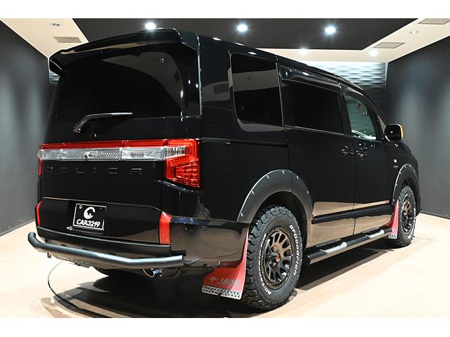 デリカＤ：５ 　ワンオーナー／ブラックアウトパッケージＢ／新品デルタフォース１６インチＡＷ／新品ＢＦＧ　ＫＯ３　ＡＴタイヤ／ＡＬＰＩＮＥビッグＸナビ／ＡＬＰＩＮＥ後席モニター／マッドガード／ＥＴＣ／ドラレコ／クルコン（2枚目）