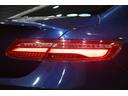E200 クーペ スポーツ ブルメスター/白革/純正AMG19インチAW/スライディングガラスルーフ/アンビエントライト/BSM/フルセグ/HDDナビ/全方位カメラ/ETC/ドライブレコーダー/クルコン/パフュームアトマイザー(56枚目)