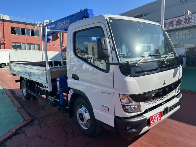 キャンター 　３．０ＤＥ－ＴＢワイド超ロング５段クレーンタダノ製２．９３ｔ吊３．２ｔ積載　ロープ穴３対　転倒安全警報装置　ラジコン付　ブーム、アウトリガー未格納警告　サイドマーカー灯　液晶メーター　坂道発進補助装置（3枚目）