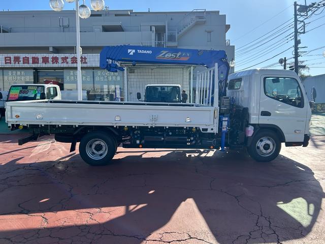 キャンター 　３．０ＤＥ－ＴＢワイド超ロング５段クレーンタダノ製２．９３ｔ吊３．２ｔ積載　ロープ穴３対　転倒安全警報装置　ラジコン付　ブーム、アウトリガー未格納警告　サイドマーカー灯　液晶メーター　坂道発進補助装置（4枚目）