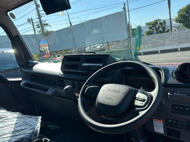 キャンター 　３．０ＤＥ－ＴＢワイド超ロング５段クレーンタダノ製２．９３ｔ吊３．２ｔ積載　ロープ穴３対　転倒安全警報装置　ラジコン付　ブーム、アウトリガー未格納警告　サイドマーカー灯　液晶メーター　坂道発進補助装置（17枚目）