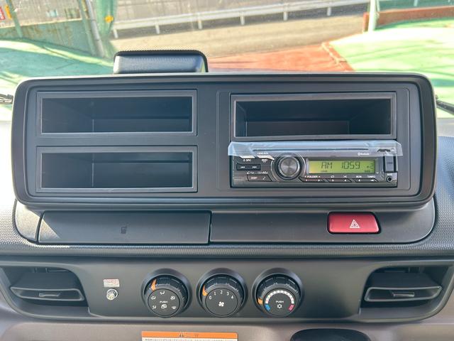 キャンター 　３．０ＤＥ－ＴＢワイド超ロング５段クレーンタダノ製２．９３ｔ吊３．２ｔ積載　ロープ穴３対　転倒安全警報装置　ラジコン付　ブーム、アウトリガー未格納警告　サイドマーカー灯　液晶メーター　坂道発進補助装置（18枚目）