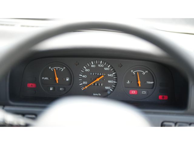 アベニールカーゴ ＬＸ　５ＭＴ　キャブ車　ＤＯＨＣ　エアコン　運転席パワーウインド（12枚目）