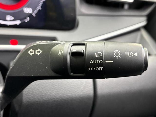 オーラ ４ＷＤ　Ｇ　ＦＯＵＲ　ＢＯＳＥ／保証書／純正　ＳＤナビ／インテリジェントルームミラー／衝突安全装置／シートヒーター／全方位モニター／車線逸脱防止支援システム／シート　ハーフレザー／プロパイロット　衝突被害軽減システム（15枚目）
