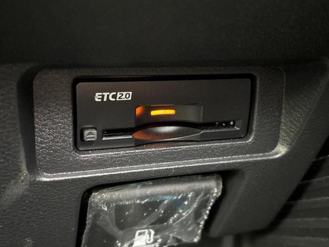 オーラ ４ＷＤ　Ｇ　ＦＯＵＲ　ＢＯＳＥ／保証書／純正　ＳＤナビ／インテリジェントルームミラー／衝突安全装置／シートヒーター／全方位モニター／車線逸脱防止支援システム／シート　ハーフレザー／プロパイロット　衝突被害軽減システム（18枚目）