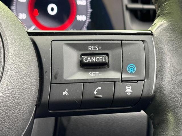 オーラ ４ＷＤ　Ｇ　ＦＯＵＲ　ＢＯＳＥ／保証書／純正　ＳＤナビ／インテリジェントルームミラー／衝突安全装置／シートヒーター／全方位モニター／車線逸脱防止支援システム／シート　ハーフレザー／プロパイロット　衝突被害軽減システム（24枚目）