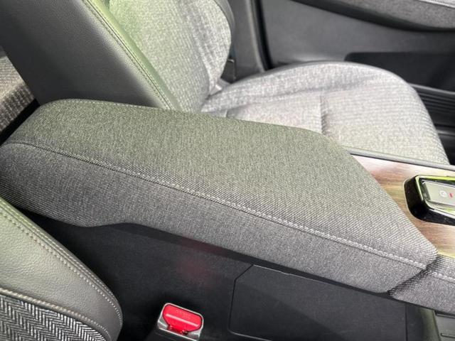 オーラ ４ＷＤ　Ｇ　ＦＯＵＲ　ＢＯＳＥ／保証書／純正　ＳＤナビ／インテリジェントルームミラー／衝突安全装置／シートヒーター／全方位モニター／車線逸脱防止支援システム／シート　ハーフレザー／プロパイロット　衝突被害軽減システム（29枚目）