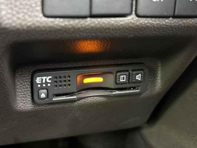 フリードハイブリッド ハイブリッドＧホンダセンシング　新品タイヤ／保証書／純正　ＳＤナビ／衝突安全装置／両側電動スライドドア／車線逸脱防止支援システム／ヘッドランプ　ＬＥＤ／ＵＳＢジャック／Ｂｌｕｅｔｏｏｔｈ接続／ＥＴＣ／ＥＢＤ付ＡＢＳ　バックカメラ（17枚目）